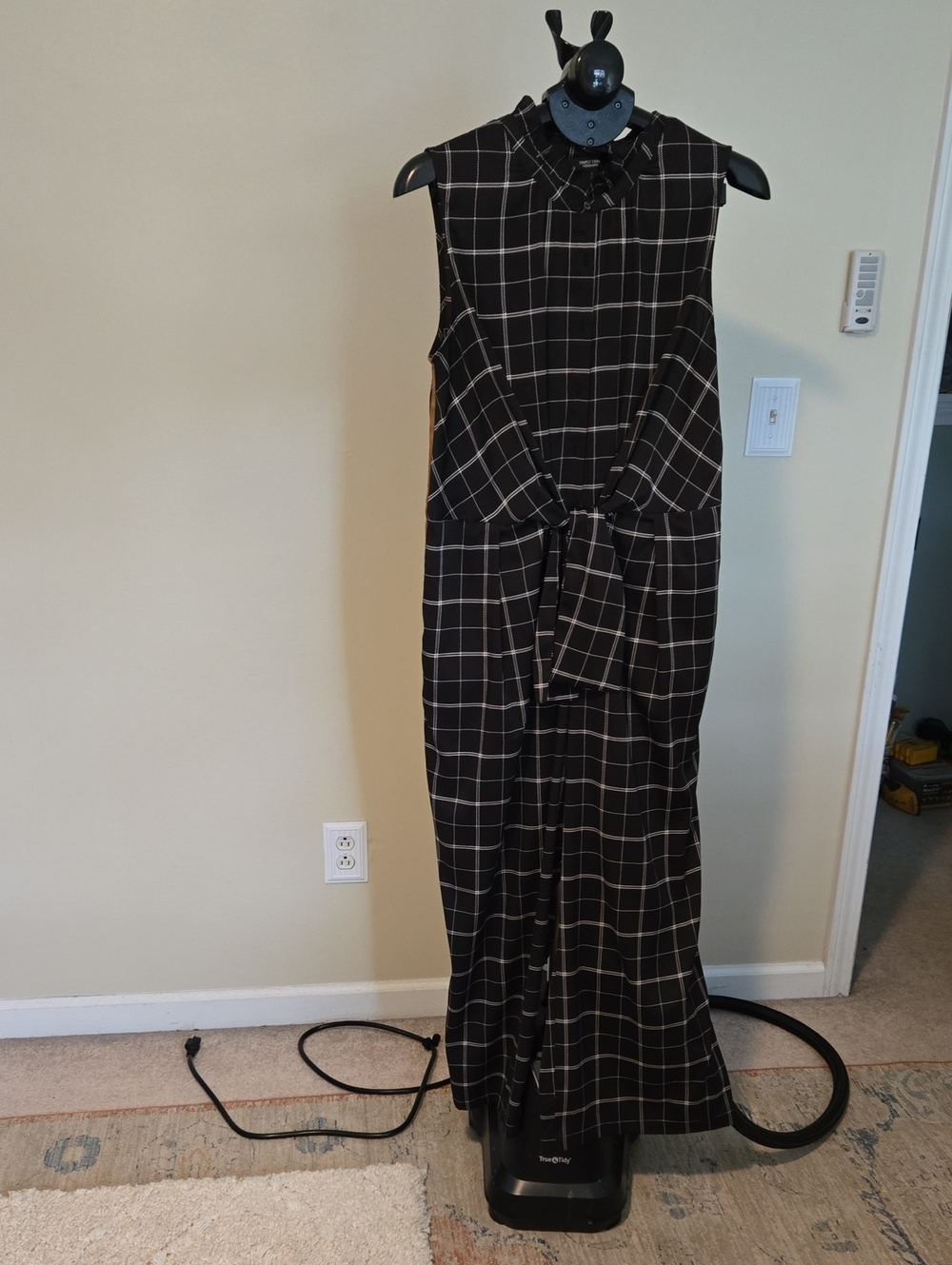 USimply Vera Vera Wang Black and White Windowpane Jumpsuit with Tie Waist